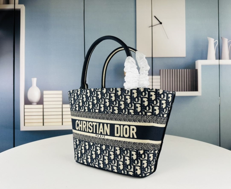 Dior Shopping Bags